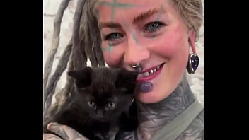 Kitten Love! ??what' The Cutest Thing Your Pet Has Ever Done?#kittenlove #furryfriendship #adorablemoments #ink...