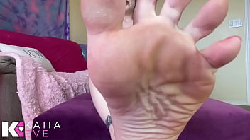 You Clean My Stinky Goddess Feet With That Tongue