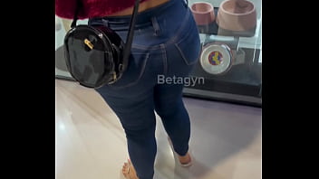 Fiz A Putinha Me Chupar No Shopping