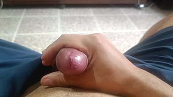Gozando Bem Gostoso Na Sala - amateur, solo, gay - Video 137905