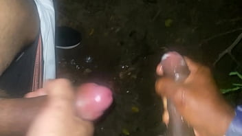 Gozando Junto Com Um Amigo