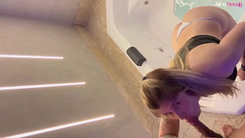 Essa Loirinha Safada Adora Um Desafio Faz Boquete Com Vontade Em Qualquer Lugar Até Ficar Com A Boquinha Cheia De Leitinho - Aline Novak