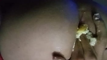 Banana En El Culo. Anal , Fruta.