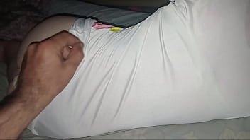 Tocando La Nena Y Se Da Cuenta