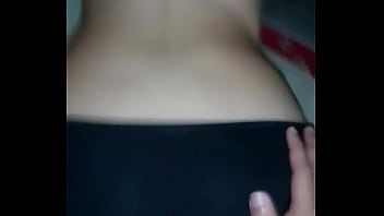 Chico Descubre Lo Que Hago Y Le Pago Por Su Silencio