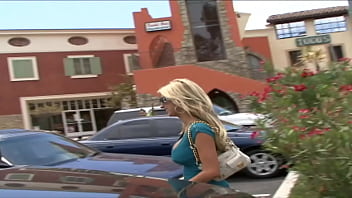 Fucking Blonde Milf Kandall Brooks