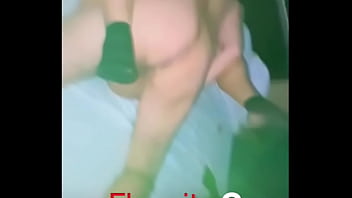 Hago Gemir A La Mujer Del Cornudo Y Muestra La Clavada De Verga Y Huevos