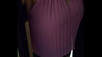 Ella Paga La Deuda - She Easily Pays Her Mother' Debt