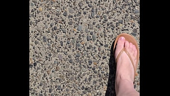 Roughuprabbit - Woman, Walking, Foot, Feet - Feet - 2025 - Amazing - Show - Video 122606