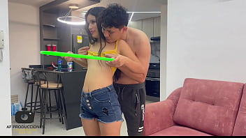 Mi Timida Hermanastra Quiere Ser Gimnasta Y Le Ayudo Dándole La Mejor Follada De Su Vida. H.l. - anal, cum, sex, teen, latina, sexy, ass, real, amateur, homemade, squirt, big-ass, amateurs, big-tit - Video 123408