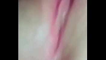 Yuriss Con Ganas, Cómeme