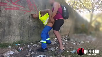 Estava No Trabalho Avistei Esse Negão De Pau Duraço No Muro E Ja Cheguei Caindo De Boca