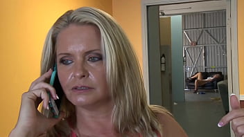 Mature Cougar - Horny Lesbians Xxx