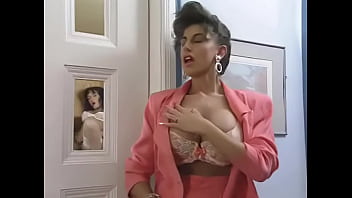 Sarah Young Tabatha Cash Ffm