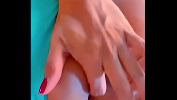 Sozinha Por Que Não Tem Ninguém Pra Me Masturbar