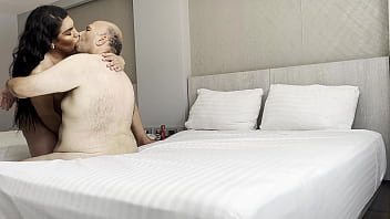 Latina With Big Ass And Large Boobs Fuck Big Fat Guy