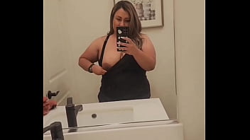Latina Big Tittiez Nip Slip