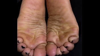 Feet Really Do Stink !