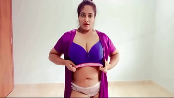 Desi Indian Bhabhi Choot Me Ungli Karte Huye