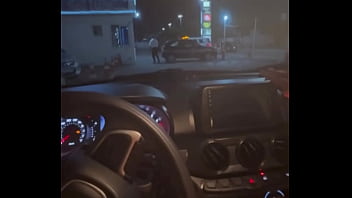 O Namorado Da Minha Enteada Me Fodeu No Carro No Posto De Gasolina E Eu Pedia Mais Rola Chamando Ele De Amorzinho