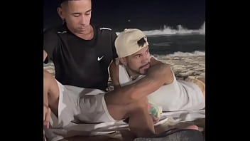 Mamou O Novinho Na Praia Em Público ( Completo No Red )