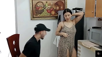 Cog_ A Mi Hermanastro Oliendo Mis Braguitas Y Termino Cumpliendole La Fantacia De Cojer Conmigo - Porno En Espanol