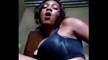 Nigerian Chocolate Pussy Playing