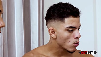 Fodendo O Rabudo Ninfeto Junto Do Meu Amigo?