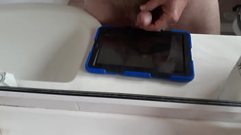 Rusty Masturbates To His Masturbating Beauties