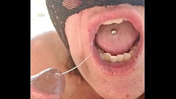 Sucking In The Sunshine By Ozzie Milf On Mr Hardcock