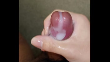 亀頭責めで男の潮吹き