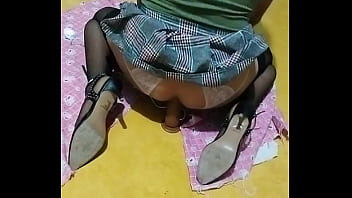 Jugando Solita A Ser Una Zorrita