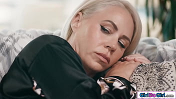 Stepmommy Cant Stay Mad When Stepdaughter Spreads For A Lick