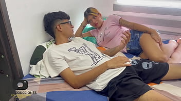 Mi Pequeña Hermanastra Se Confunde Y Me Da Viagra Por Accidente Y Termino Follandola Duro Hasta Venirme En Ella. H.l. - anal, cum, sex, teen, latina, sexy, ass, real, amateur, homemade, squirt, big-ass, amateurs, big-tit - Video 88840