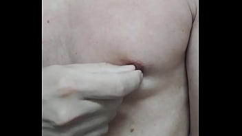 Estimulando O Mamilo