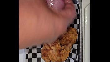 Pouring My Cum Gravy On This Delicious Lunch Time Chicken!