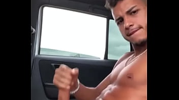 Me Masturbei No Carro