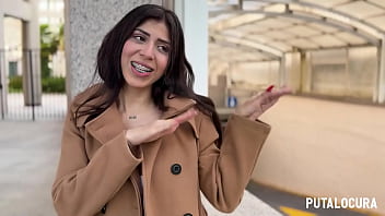 Putalocura - Jovencita Colombiana Culona Molly Smith Traga Semen De Torbe En Pilladas