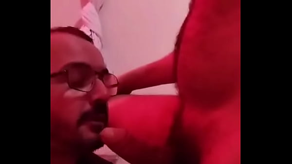 Dando Aquela Mamada Gostosa.