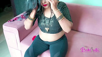 Big Ass Rich Desi Married Lady Boss Enjoys Servant' Cock In Office.