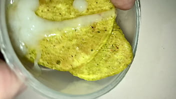 Khoai t_y chi_n sốt tinh trùng