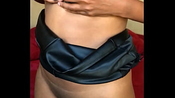 Ebony Milf Playing With A Vibrator Then Pees On Her Self