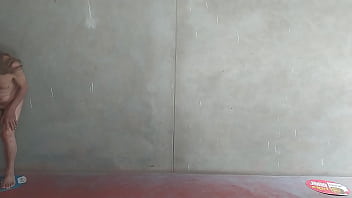 Aqui Solita Y Desnudita En Plena Labor, Buscando Clientes En El Antro Mas Exhibicion...