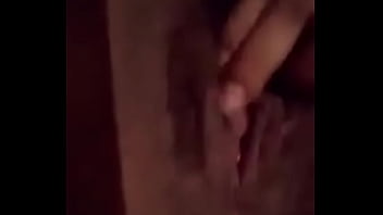 Kari Se Masturba Para Mi