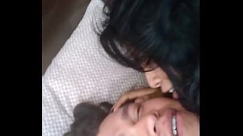 Esposos Se Graban Mientras La Zorra Se Le Monta Pt.2