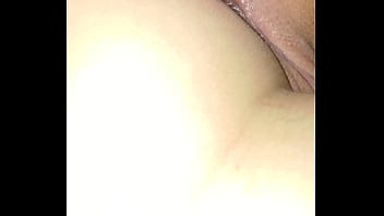 Ella Disfruta El Anal Con Un Vibrador