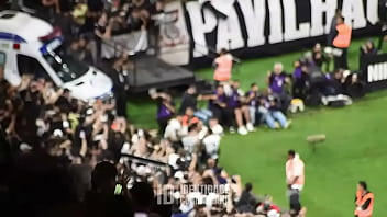 Memphis Depay Botando Com Forca No Menor Da Bahia