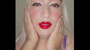 Linda Princesa Transexual Morada