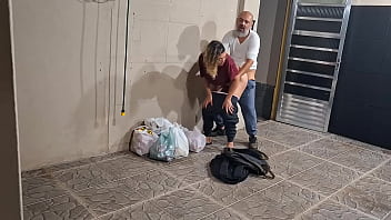 College Students Skip Class And Have Sex Behind The School In Secret