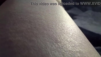 Загораю лёжа на пляже, кайф!